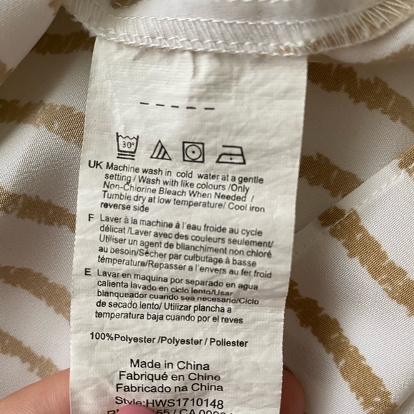 Halston off the Shoulder Top - Picture 3 of 4